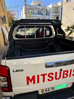 ميتسوبيشي L200